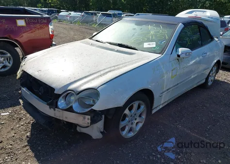 2004 Mercedes-Benz Clk 320 z USA, uszkodzony, nr VIN WDBTK65G04T014774